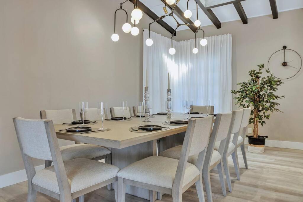 Stunning 2 Story Villa With Pool Fort Lauderdale Kültér fotó
